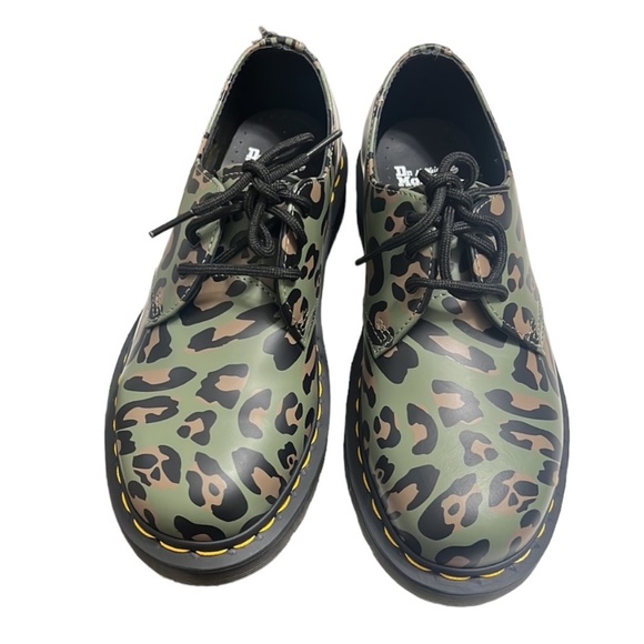 Dr. Martens 1461 Distorted Leopard Printed Lace-Up Shoes Size 7 NEW - Picture 1 of 10